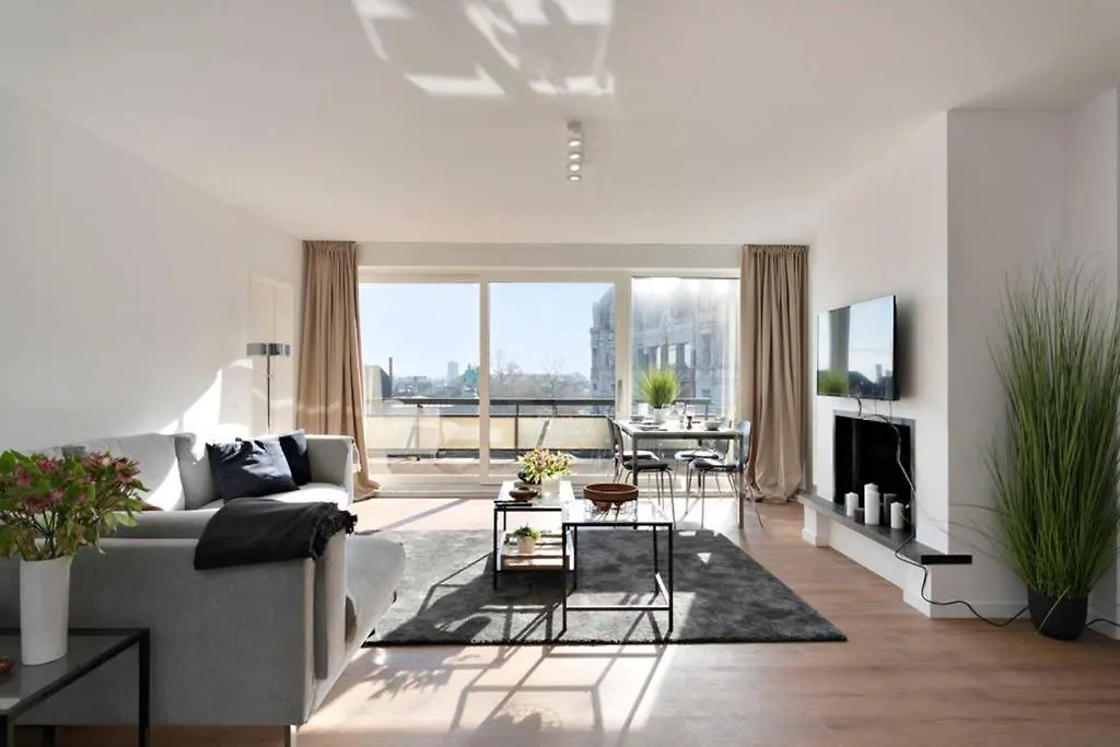 Apartamento City Penthouse, Rooftop Terrace, Free Netflix, Wifi And Airco Amberes